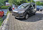 Ford Tourneo Courier Titanium