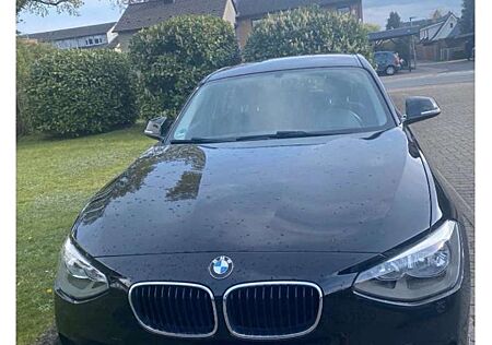 BMW 114