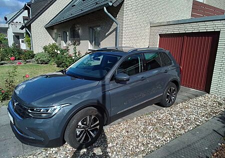 VW Tiguan Volkswagen 1.5 TSI OPF DSG United