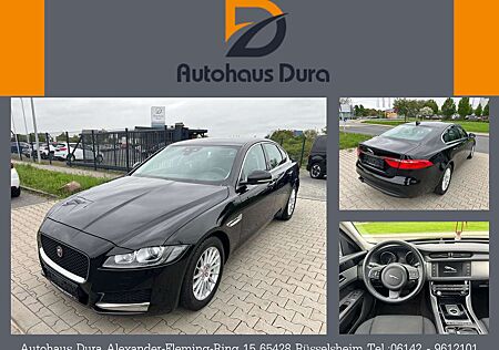 Jaguar XF 2.0d Pure Limousine Aut. Navi+Xenon+Shz+Pdc