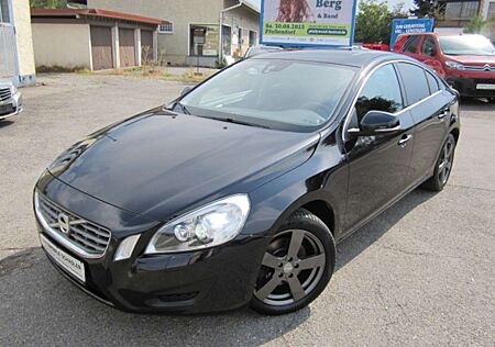 Volvo S60 D5 Momentum ~ Klima ~ Navi ~ AHK ~ GSHD