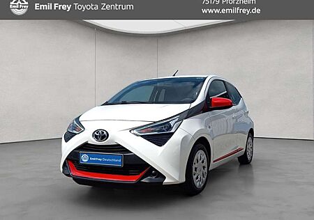 Toyota Aygo (X) x