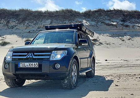 Mitsubishi Pajero 3.2 DI-D Automatik Instyle