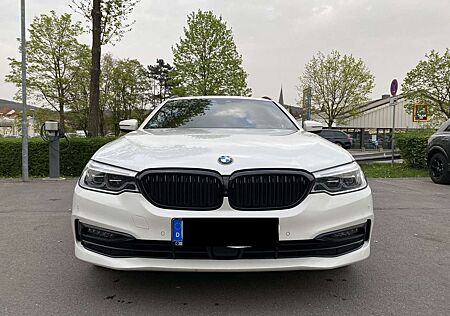 BMW 530d 530 +xDrive+Touring+Aut.