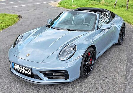 Porsche 911 Carrera 4 GTS *Lift | MwSt. | NEUWERTIG! *