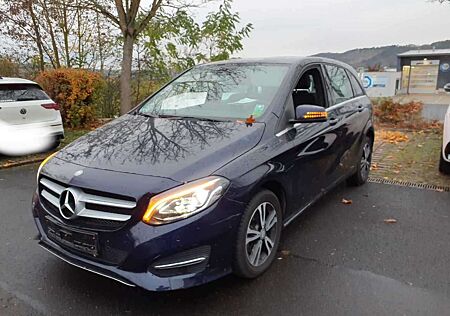 Mercedes-Benz B 200 7G-DCT Urban 1.Hand "TÜV 12/2027"