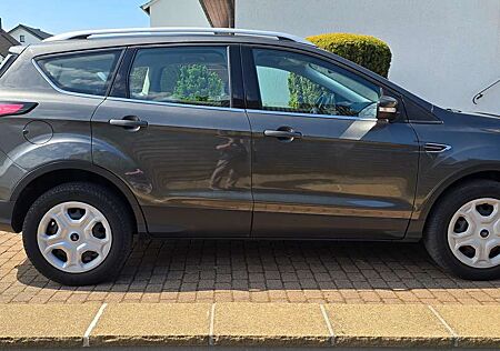 Ford Kuga 1.5 EcoBoost, Schutzbrief 11/2026
