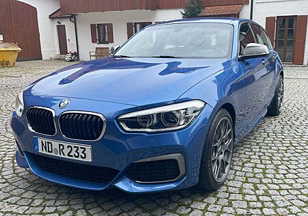 BMW M1 M135i