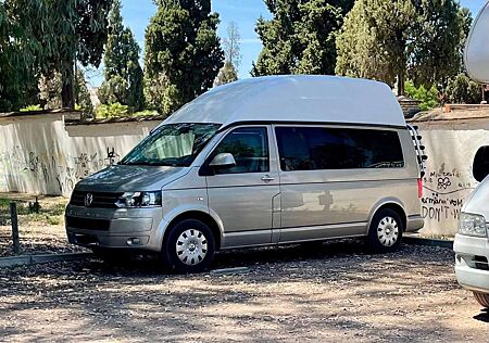 VW T5 Caravelle Volkswagen Caravelle Lang Comfortline