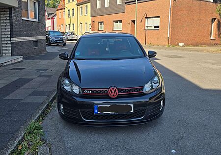 VW Golf GTI Volkswagen Golf 2.0 GTI DSG