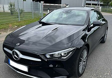 Mercedes-Benz CLA 180 Coupe Progressiv