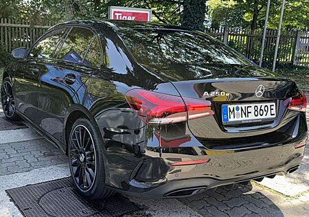 Mercedes-Benz A 250 gebraucht kaufen Mercedes-Benz A 250 e 8G-DCTAMG Line