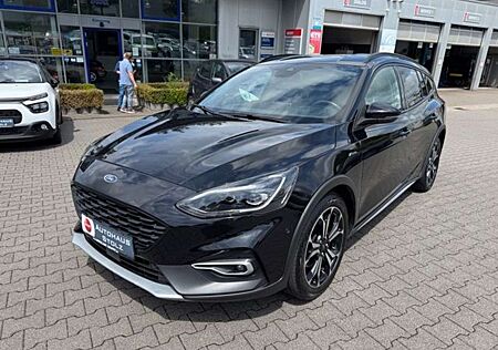 Ford Focus Turnier Active X HUD Navi Digitales Cockpit Sounds