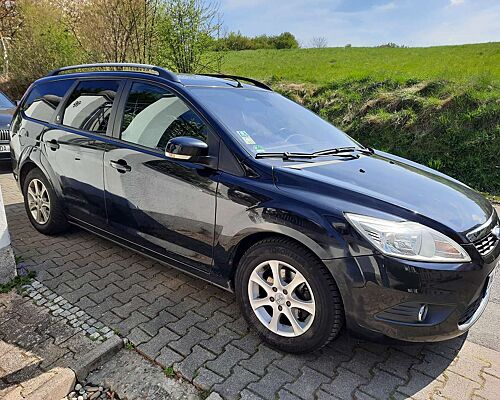 Ford Focus Focus Turnier 1.6 TDCi DPF Ghia