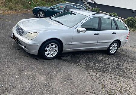 Mercedes-Benz C 180 T Kompressor Automatik Classic