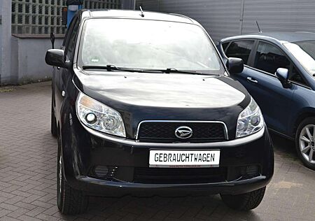 Daihatsu Terios Terios 4WD Automatik Top Neue Allwetterreifen 12 Monate Gebrauchtwagen Garantie incl.