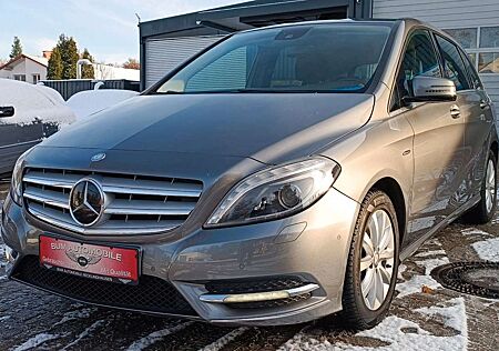 Mercedes-Benz B 200 CDI Xenon Park-Assistent Abstandstempomat