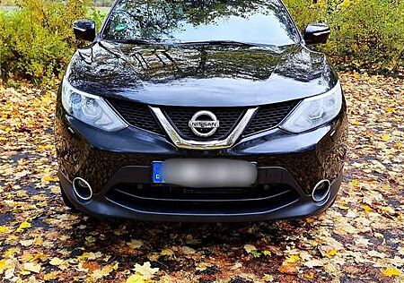 Nissan Qashqai gebraucht kaufen Nissan Qashqai 2.0 4x4 CVT 360 panoramadach