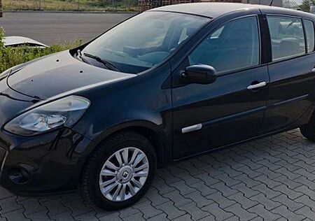 Renault Clio III Dynamiq*NAVI*KLMA*SITZHEIZUNG*TÜV-07-26