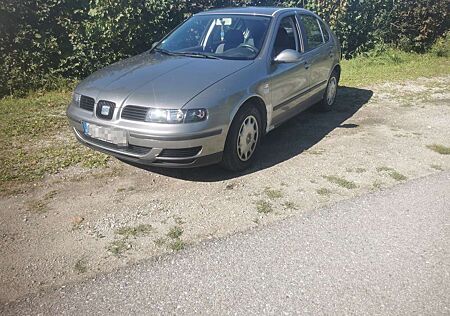 Seat Leon 1.6 16V Magma