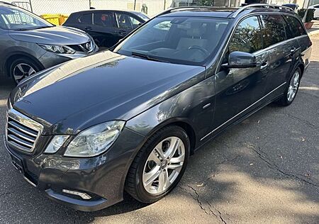 Mercedes-Benz E 350 CDI Avantg.*PANORAMA*COMAND*STANDHEIZUNG*