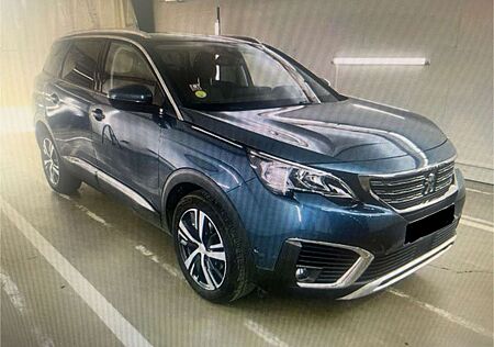 Peugeot 5008 BLUE HDI Allure 1.HD/7 SITZER/PDC/NAVI/TÜV