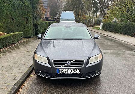 Volvo S80 D5