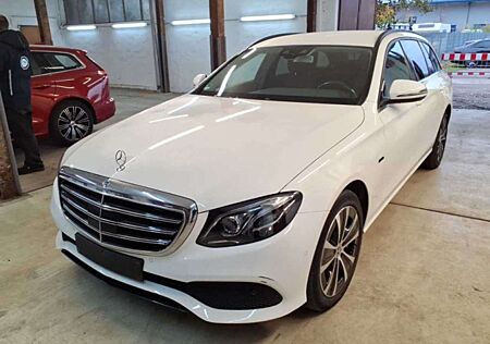 Mercedes-Benz E 300 de Hybrid Navi R.Cam Multibeam-LED Distr.+