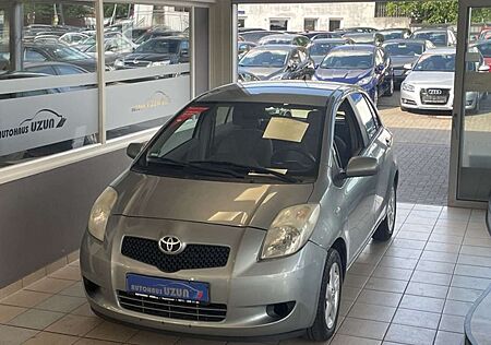 Toyota Yaris 1.3 Sol Auto. Klima 5 Türig Keyless-Entry