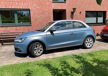 Audi A1 1.4 TFSI Attraction