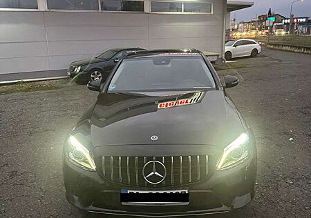 Mercedes-Benz C 180 AMG Line