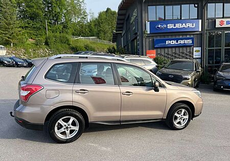 Subaru Forester 2.0X Lineartronic Exclusive