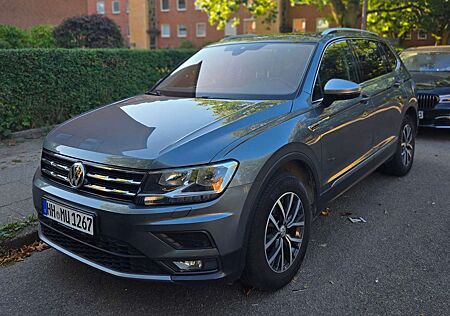 VW Tiguan Allspace Volkswagen 2.0 TDI, PANO, 8xFach Bereifung