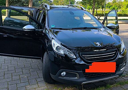 Peugeot 2008 Style 82 1.2 EPH KlimAuto GDach SHZ