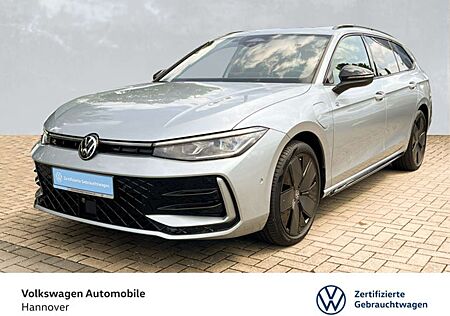 VW Passat Variant Volkswagen 1.5 TSI DSG R-Line BlackStyle Nav
