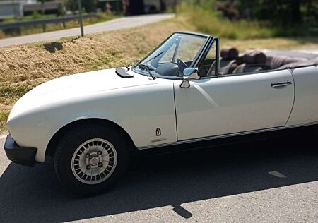 Peugeot 504 Cabrio H-Kennzeichen / Verdeck Schwarz