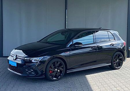 VW Golf GTI Volkswagen VIII 2.0 TSI DSG Black Style 3,99% Finanz