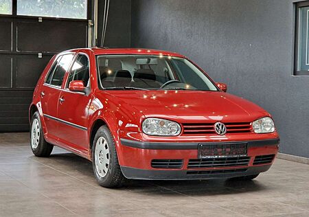 VW Golf Volkswagen 1.4 Trendline*1.Hand*TÜV*Schiebedach*