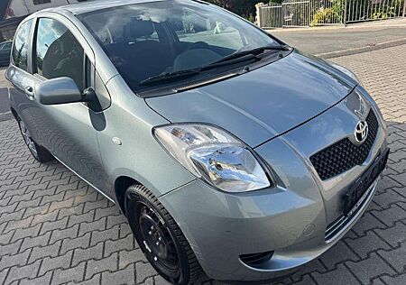 Toyota Yaris Sol