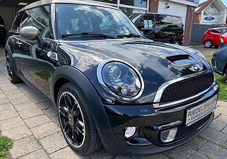 Mini Cooper S Clubman Bond Street LEDER NAV PANO XEN