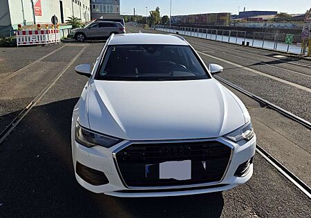 Audi A6 Avant 40 TDI S tronic