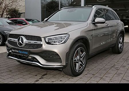 Mercedes-Benz GLC 300 e 4M AMG RüKam+Pano+LED+HUD+AHK+19