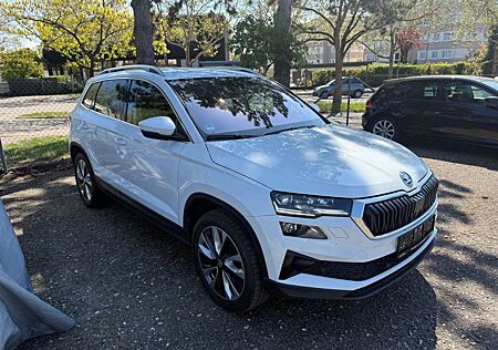 Skoda Karoq Style 4x4*DSG*LED*VIRTUAL*NAVI*KAM*AHK