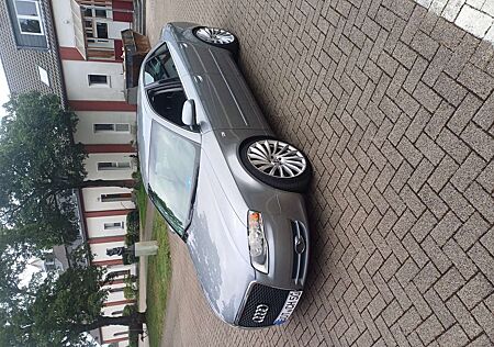 Audi A4 1.6