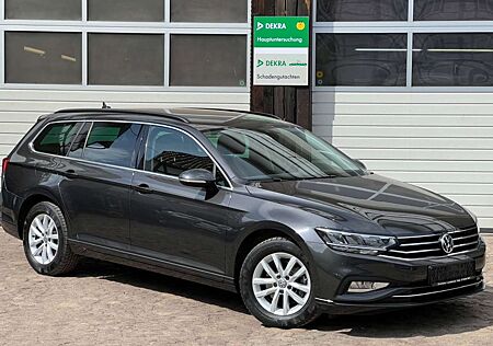 VW Passat Variant Volkswagen Business DSG AHK