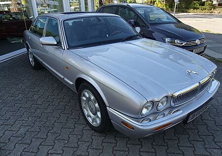 Jaguar XJ8 4.0 Sovereign * 2.Hand * sehr gepflegt