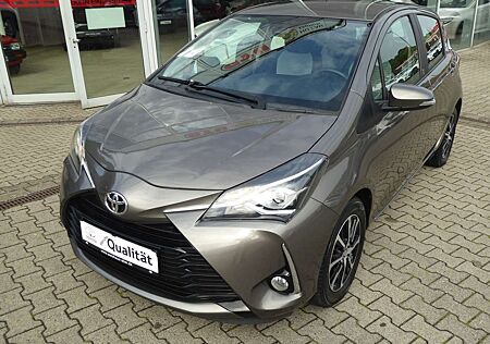 Toyota Yaris 1.0 VVT-i Team Deutschland