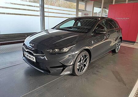 Kia Cee'd Ceed / 1.5 T-GDI DCT7 Ultimate Edition*Style JBL*