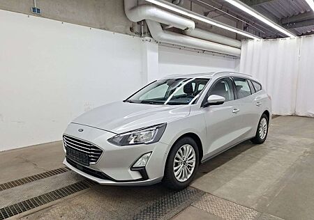 Ford Focus Titanium LED Navi AppLink SHZ GRA PDC
