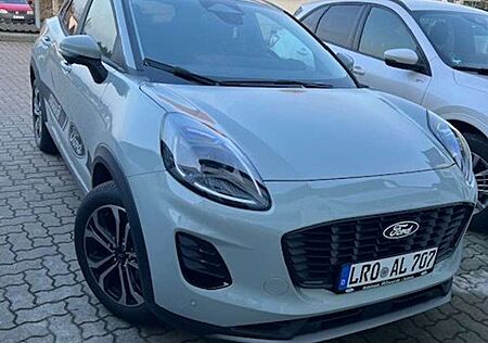 Ford Puma Titanium